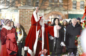 Midnite Madness ushers in Christmas season for Ravenna Photo: Andrew Kluge via Ravenna Chamber of Commerce