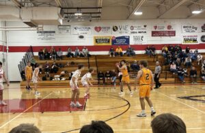 Cardinal basketball fends off Garfield G-Men’s rally for first victory The Garfield G-Men boys' basketball try and run an offensive play/Photo by Daniel Sherriff