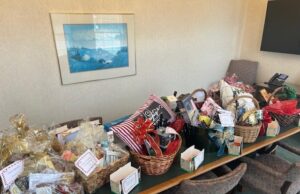 Aurora’s Howard Hanna hosts holiday gift raffle gift raffle