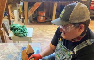 Hiram Farm Hosts Holiday Sale