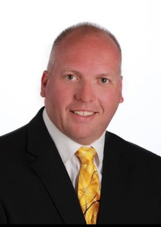 Scot Etling returns to Crestwood roots as new girls’ soccer coach