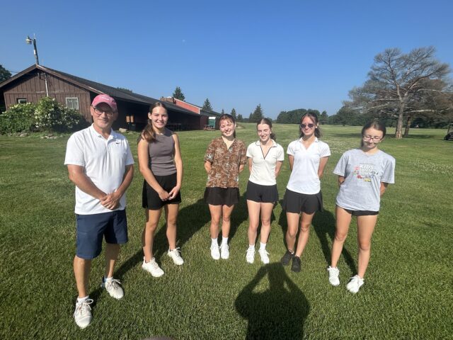 Cardinal fields first varsity girls’ golf team in school history