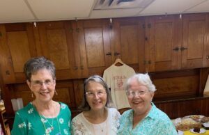 Hiram School Reunion Held Barbara Randa Hill (‘61), Jane Proctor Shipman (‘61) and Donna Wackerman Nagy (‘63)