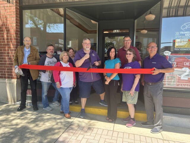ETC Sports hosted an official ribbon-cutting ceremony, celebrating its arrival in Ravenna, last Thursday at 137 East Main Street/Photo by Daniel Sherriff