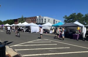 ART on Main Festival celebrates 10 years of progress The annual ART of Main Festival took place in downtown Ravenna last Saturday afternoon, reaching its 10th anniversary - Photo by Daniel Sherriff
