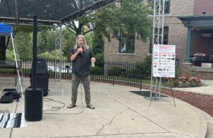 Townhall II Integrated Health Services hosts fourth annual Community Picnic Director & Founder Raynard Packard of The Packard Institute gives a brief speech on his road to recovery at Townhall II's Integrated Health Services' community picnic last Saturday afternoon at Hometown Bank Plaza in Downtown Kent - Photo courtesy of Daniel Sherriff